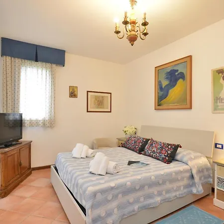 Izzhome Fortuna Апартаменты Пула